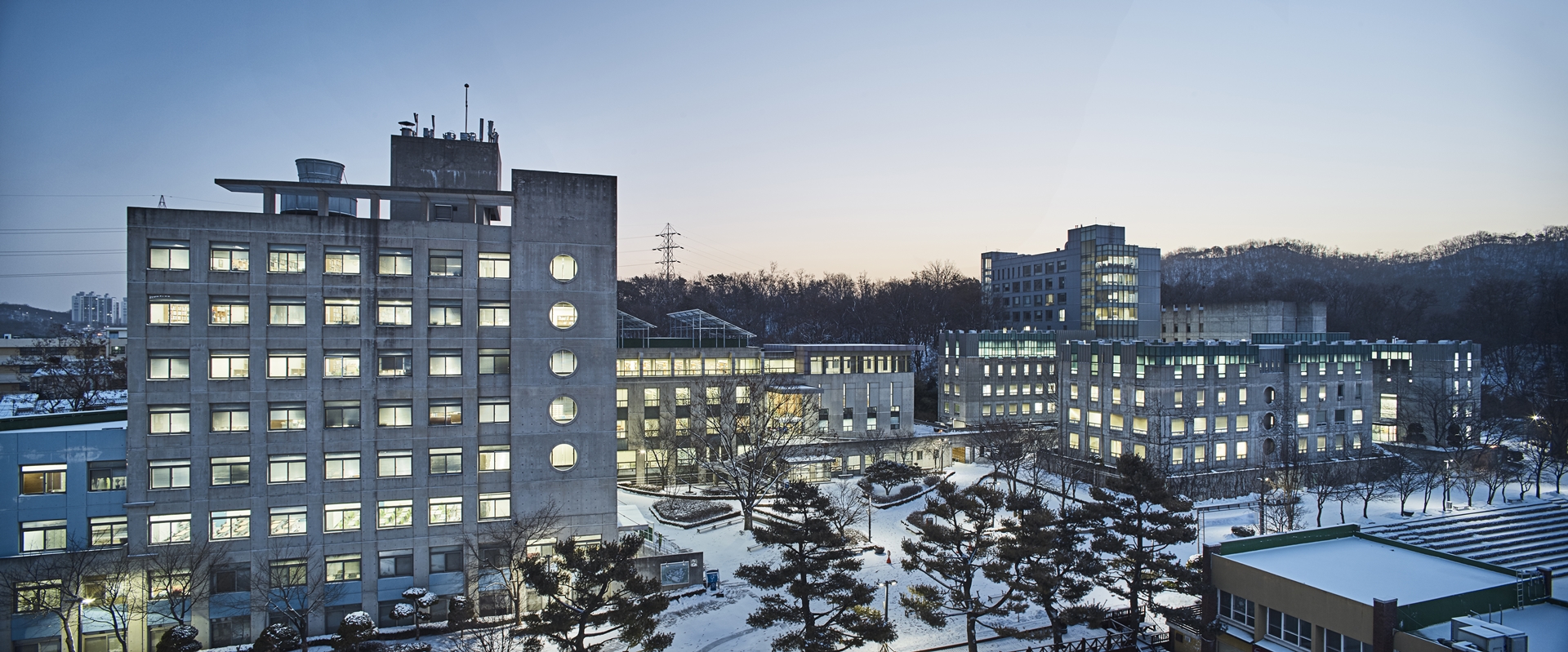 성공회대학교 새벽녁 겨울전경